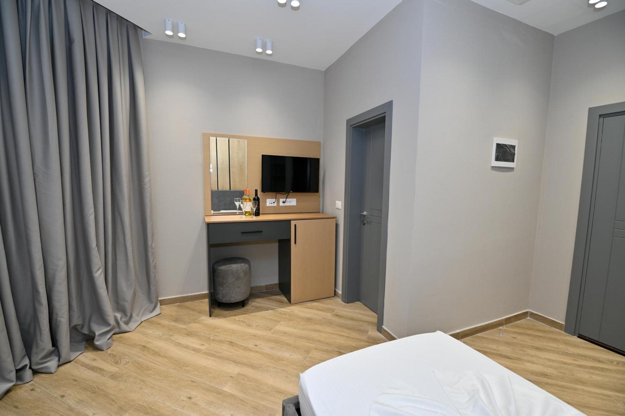 Monduro Hotel Durres Ruang foto