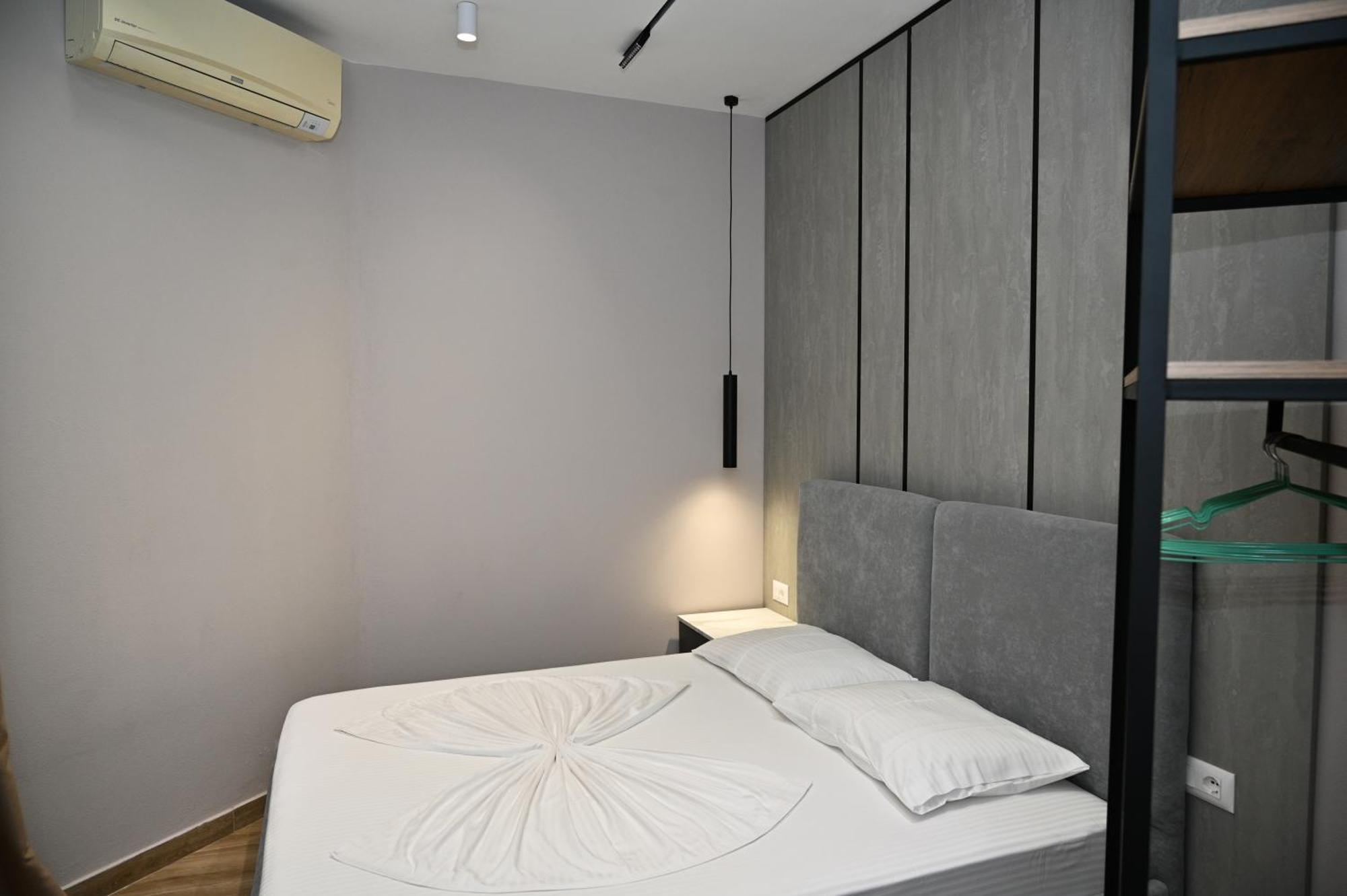 Monduro Hotel Durres Ruang foto